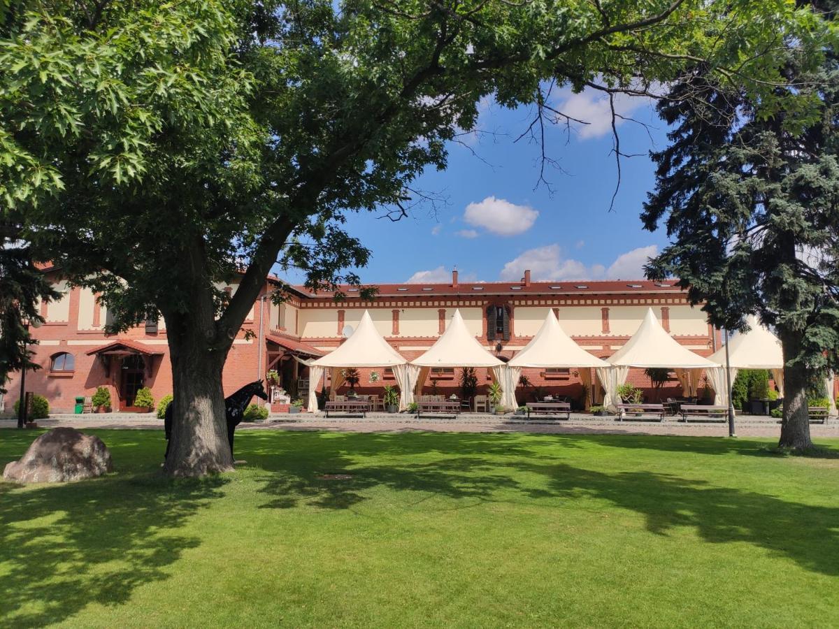 Hotel Sandro Silver & Spichlerz Antoniny Leszno  Dış mekan fotoğraf